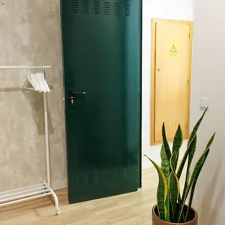Bom Al Apartment