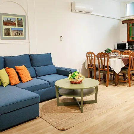 Bom Al Apartment