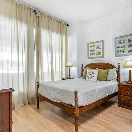 Bom Al Apartment *