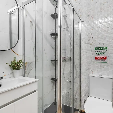 Apartment Bom Al *