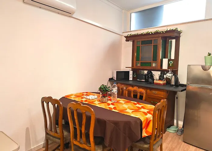 Апартаменти Bom Al *