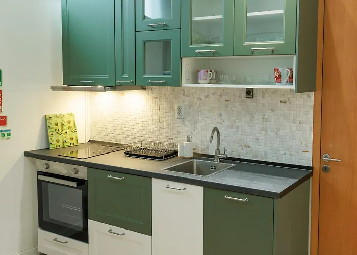 Bom Al Апартаменти Брага